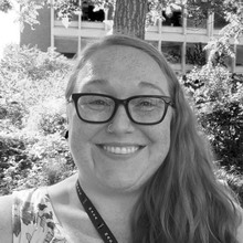 ����� �. ����� (Robin E. Bumbaugh)