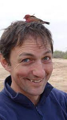 ������ ����� (Robert Thomas)