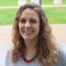 ���� �. ����� (Sarah E. Johns)