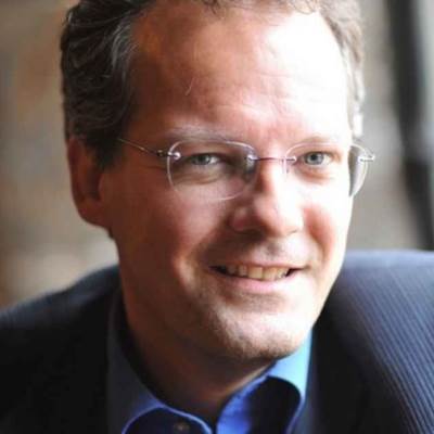 ����� ���� (Eugene Loos)