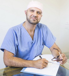 ���� ������ (Amir Marashi)