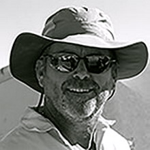 ����� ��� (Craig Young)