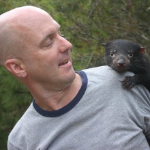 ������� ���� (Channing Hughes)