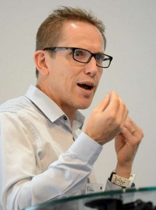 ���� ������� (Gary Burnett)