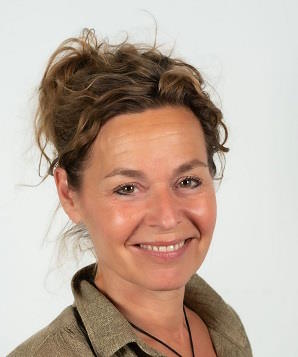 ������� ��� (Stephanie Both)